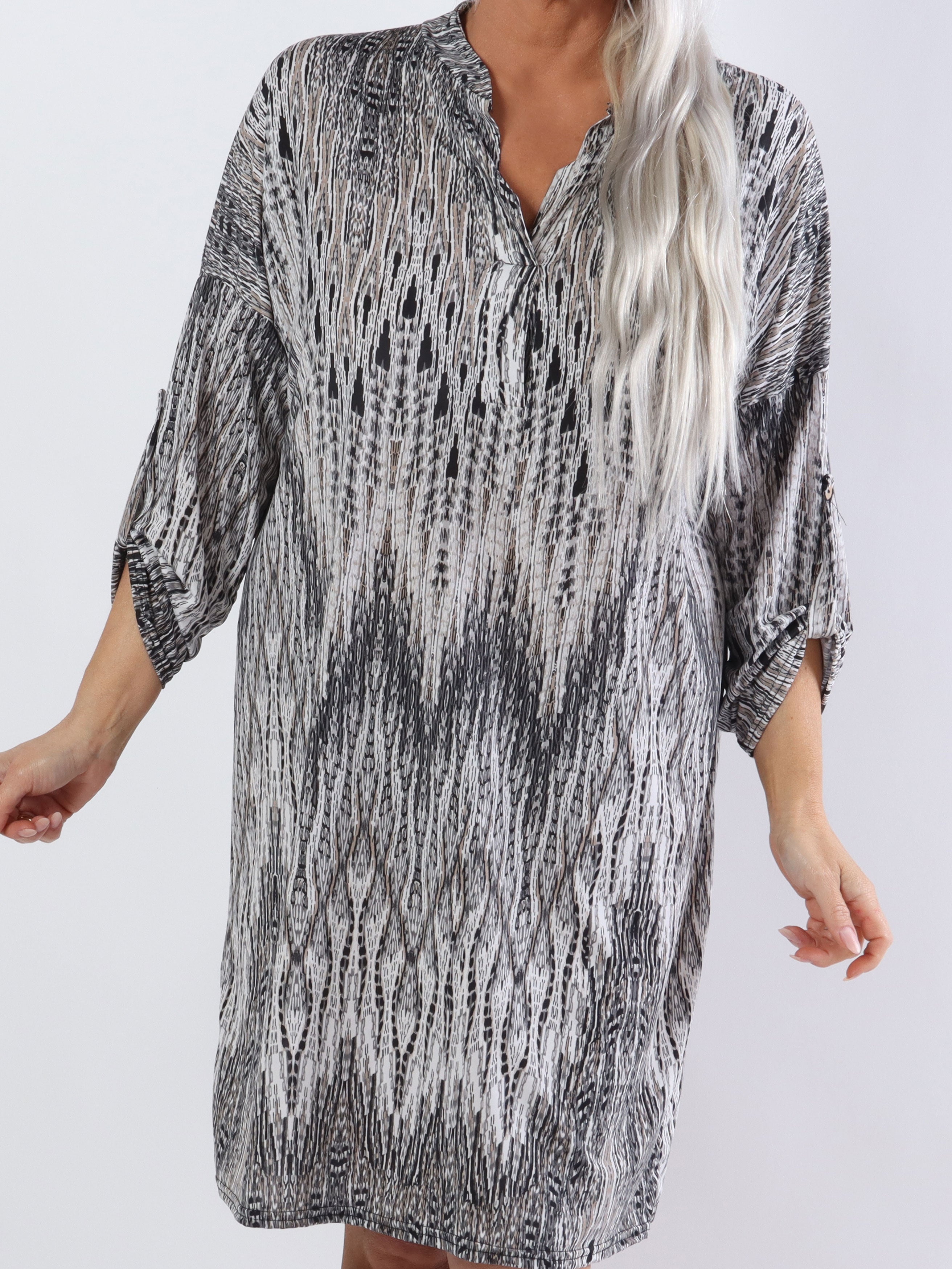 Paprika - Plus size tunika kjole i cool print